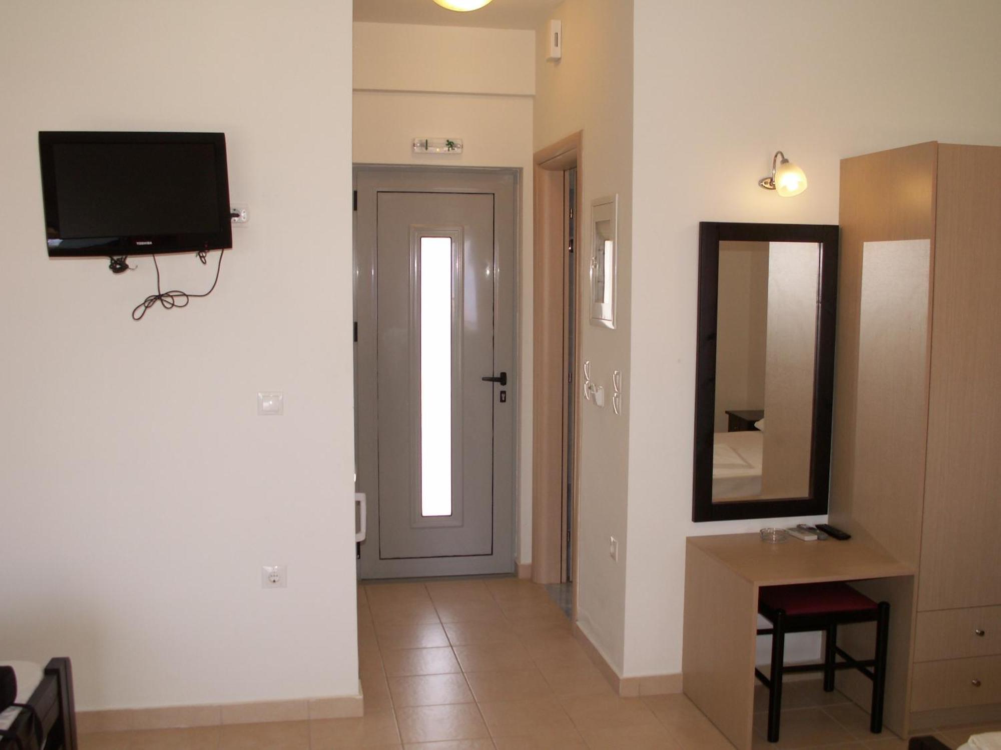 Kastro Beach Hotel Room photo